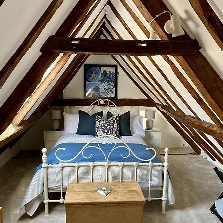 Chestnut Tree Cottage, 7 High Street อาร์ดิงลี ภายนอก รูปภาพ