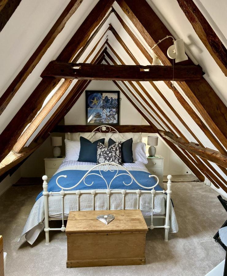 Chestnut Tree Cottage, 7 High Street อาร์ดิงลี ภายนอก รูปภาพ